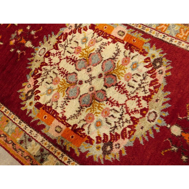 Vintage Handmade Turkish Ushak Area Rug. 3'x 5'9" For Sale - Image 12 of 16