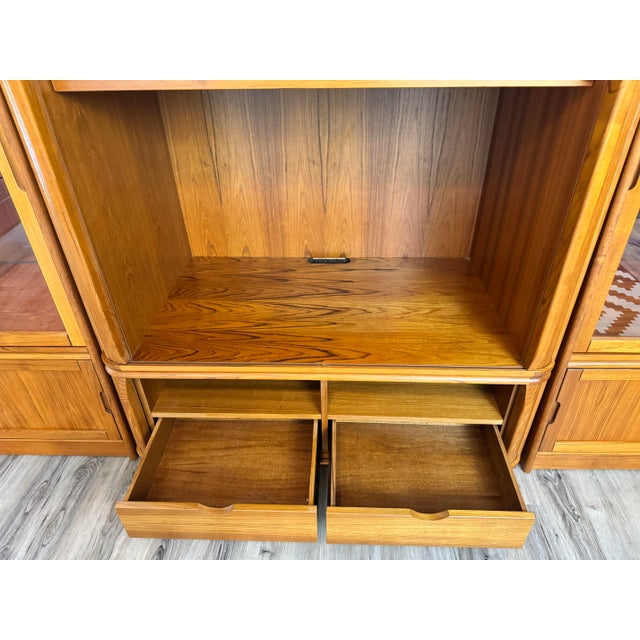 Mid-Century Modern Mid-Century Modern Danish Teak Wall Unit/Hutch/Entertainment Center For Sale - Image 3 of 14