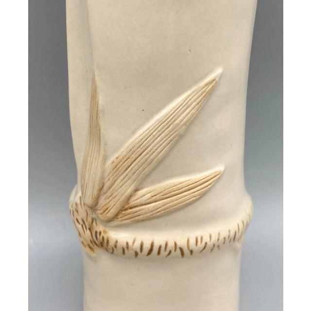 Ceramic Hollywood Regency Cream Ceramic Bamboo Motif Vase – 20th C. – Chinoiserie For Sale - Image 7 of 9