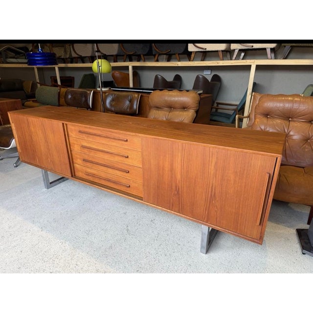 Mid-Century Modern Long Danish Sideboard in Teak For Sale - Image 3 of 18