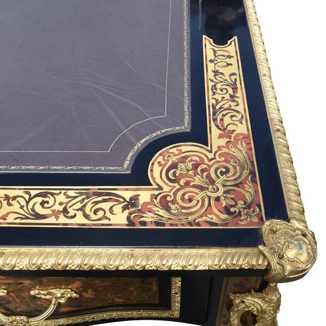 1960s Antique Style French Large Boulle Style Marquetry Desk For Sale - Image 5 of 5