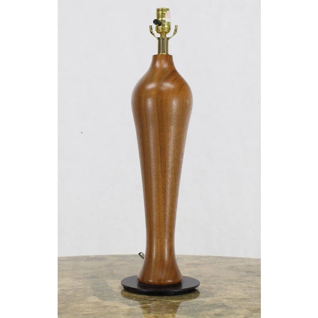 Mid 20th Century Modern Solid Carved Turned Teak Vase Table Lamp For Sale - Image 5 of 7