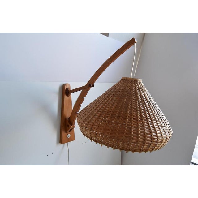 1960s Adjustable Wooden Wall Lamp attributed to Pokrok Žilina, Czechoslovakia, 1960s For Sale - Image 5 of 18