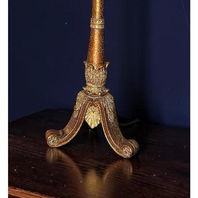 Mid 20th Century Vintage Hollywood Regency Neoclassical Gilt Lamp W/ Marbled Orb & Metal Leaves For Sale - Image 5 of 5