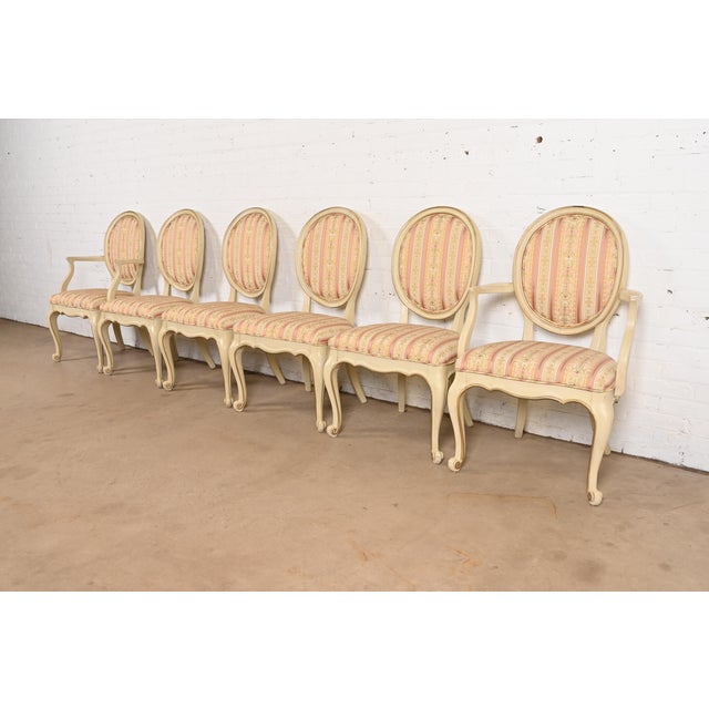 French Provincial Karges French Provincial Louis XV Cream Lacquered and Gold Gilt Dining Chairs, Set of Six For Sale - Image 3 of 12