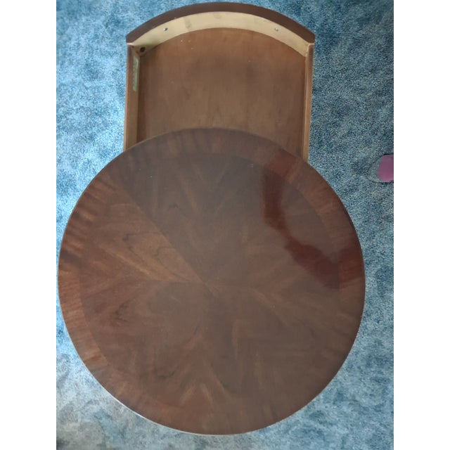 1990s Hammary Banded Inlaid Mahogany Drum Table For Sale - Image 4 of 7