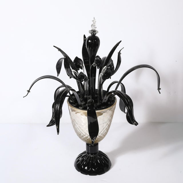 Black Mid-Century Expansive Leaf Form Handblown Murano Glass & 24kt Gold Fleck Uplight For Sale - Image 8 of 18