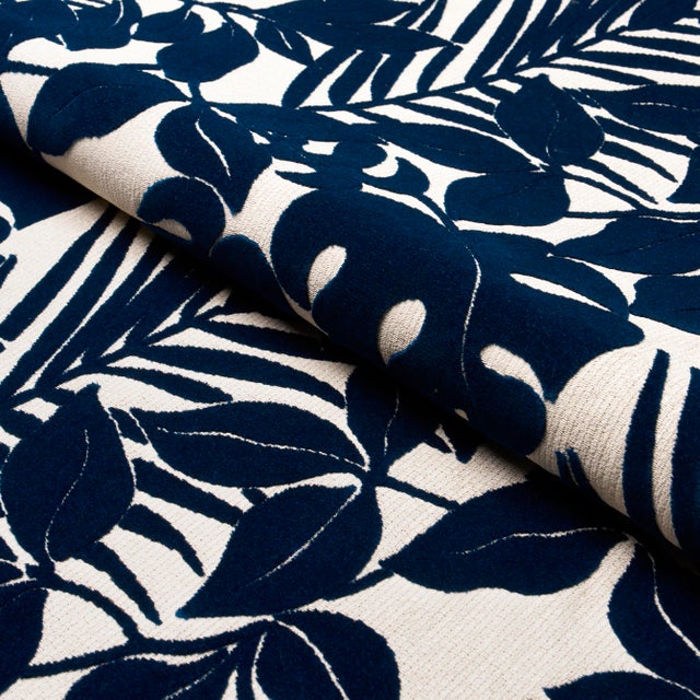 Schumacher SAMPLE - Schumacher Miramar Indoor/Outdoor Velvet Fabric In Navy For Sale - Image 4 of 4