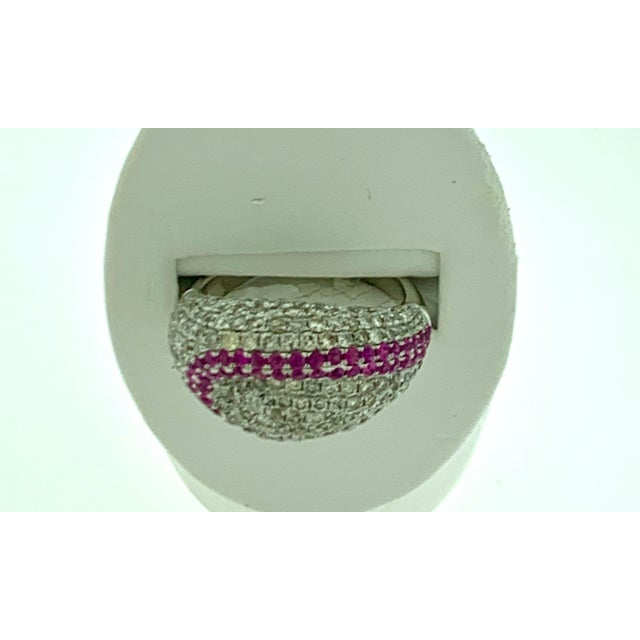 Traditional 1 Carat Pink Sapphire and 4 Carat Diamond 18 Karat White Gold Ring, Estate For Sale - Image 3 of 18