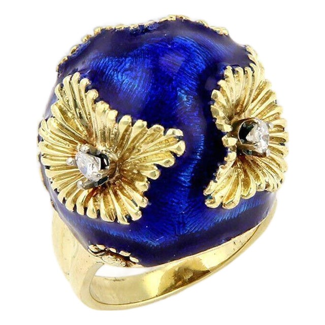 Mid 20th Century Diamond Enamel 18k Yellow Gold Floral Dome Ring - Size 6 For Sale