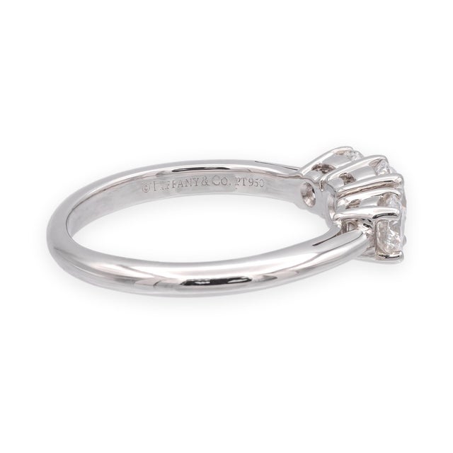 Tiffany & Co. Platinum Three Stone Diamond Engagement Ring 1.02ct Ttl. E Vs, Size 6.5 For Sale In New York - Image 6 of 12