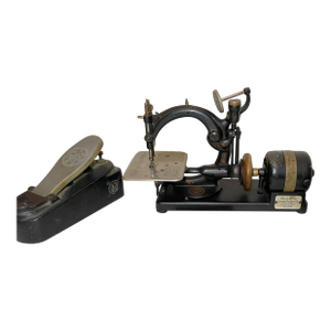 Working Antique 1800's Willcox & Gibbs Depose Cast Iron Miniature Sewing Machine