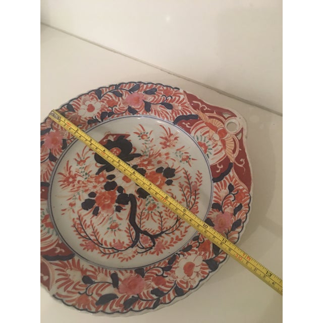 Antique 19 Th Century Japanese Imari Decorative Serving Platter With Rounded Handles For Sale - Image 9 of 10