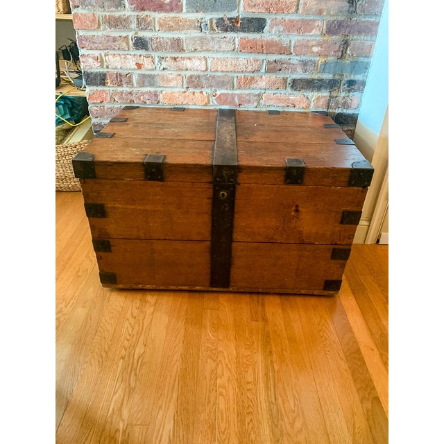 Wood Antique Seafarer's (Captains) Chest From the Historic 18th C. Inn at Perry Cabin, St. Michaels, Md. For Sale - Image 7 of 13