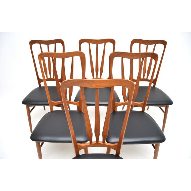 A stylish and extremely well made set of six Danish teak ‘Ingrid’ dining chairs by Niels Koefoed. They were made in...