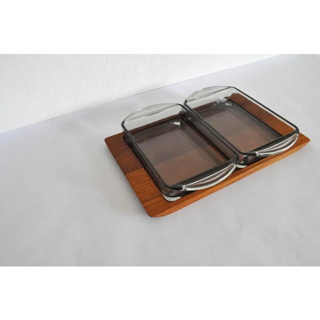 1960s Modern Danish Teak Serving Tray with Glass Bowls by Wiggers, Denmark, 1960s, Set of 3 For Sale - Image 5 of 10
