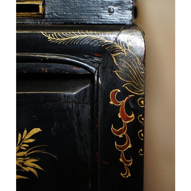 Antique Victorian Chinese Lacquered Side Table, 1880 For Sale - Image 8 of 18
