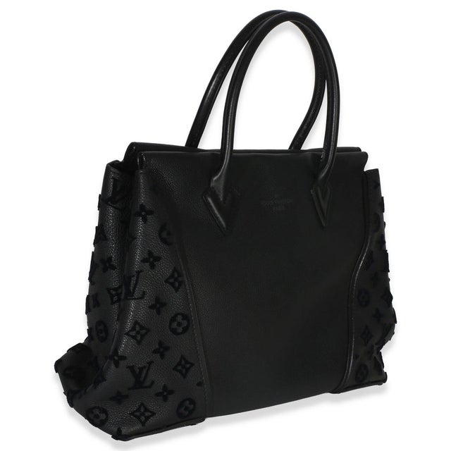 Contemporary Black Monogram Tufted Veau Cachemire W Tote PM For Sale - Image 3 of 8