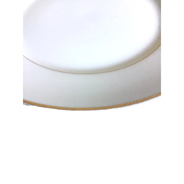 Mid 20th Century Vintage Limoges Depose Martin France White Gold Gilded Salad Luncheon Plate - Set of 5 For Sale - Image 4 of 6