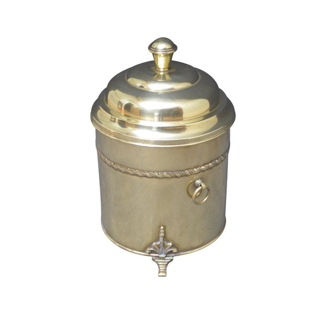 Gold Edwardian Brass Coal Bin with Lid and Decorative Handles, 1900 For Sale - Image 8 of 8