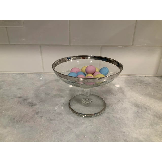Mid-Century Modern Vintage Dorothy Thorpe Silver Rimmed Candy Dish For Sale - Image 3 of 7