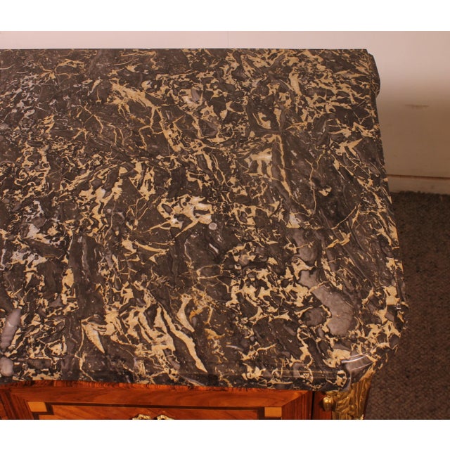Antique Chest of Drawers from Lardin, 1700s For Sale - Image 6 of 14