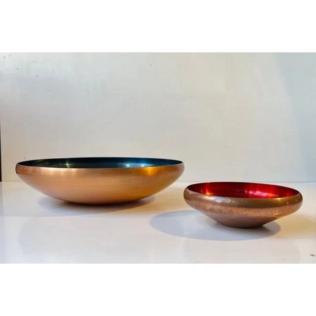 Mid-Century Modern Danish Modern Copper and Enamel Bowls from Corona, 1960s, Set of 2 For Sale - Image 3 of 10