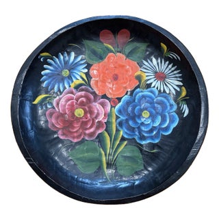 Hand Painted Wooden Carved Mexican Bowl For Sale