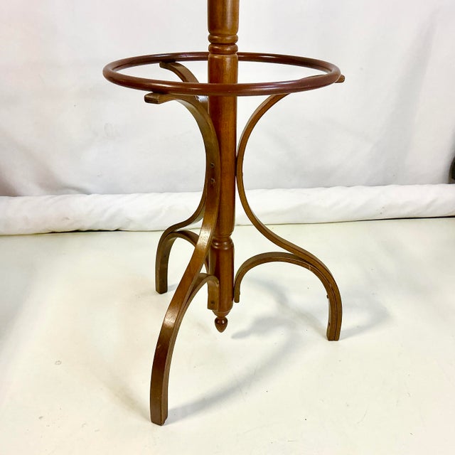 Burnt Umber Mid 20th Century Boho Chic Victorian Thonet Style Bentwood Umbrella, Coat & Hat Rack Tree Stand. For Sale - Image 8 of 11