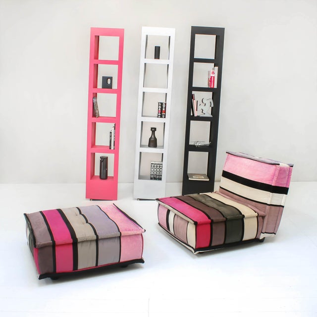 La Torre is a modular shelving system built exclusively in die-cut and folded sheet metal. The rigidity of the material is...