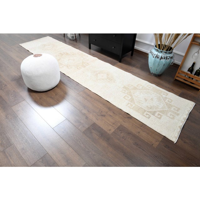 1970s Vintage Turkish Handmade Wool Cotton Beige Runner Rug For Sale - Image 10 of 11