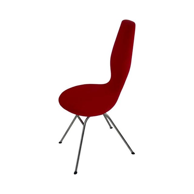 The “Date” chair is an iconic design by Olav Eldøy, manufactured by Stokke in Sweden around 1990. The seat has an elegant,...