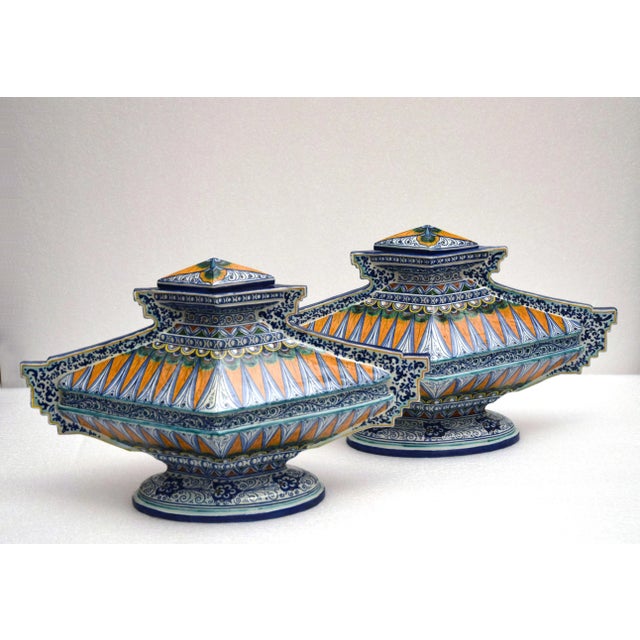 Large Ceramic Renaissance Style Lidded Pot by Paolo Zoli Faenza, 1920s For Sale - Image 13 of 13