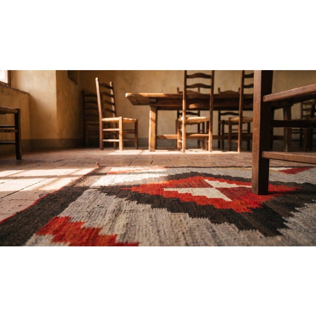 1930s Gray Diamond Tribal Antique N. American Navajo Rug 4 X 5'3" Handknotted Wool Carpet For Sale - Image 12 of 13