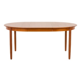 Scandinavian Round Extendable Table in Teak attributed to AB Möbelfabriken Linden, Horda, 1960s For Sale