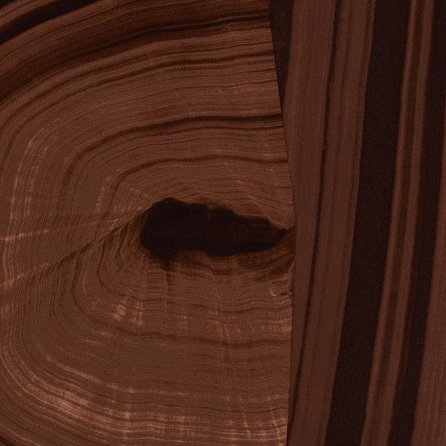 Abstract Sample - Schumacher X Miles Redd Agate Slice Wallpaper in Tigers Eye For Sale - Image 3 of 4