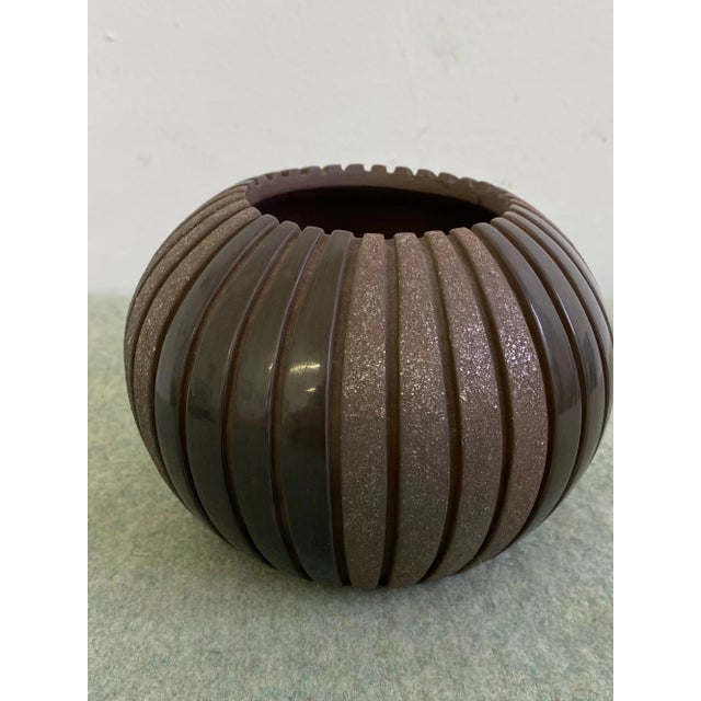 Sue Tapia Incised Pot For Sale In Philadelphia - Image 6 of 8