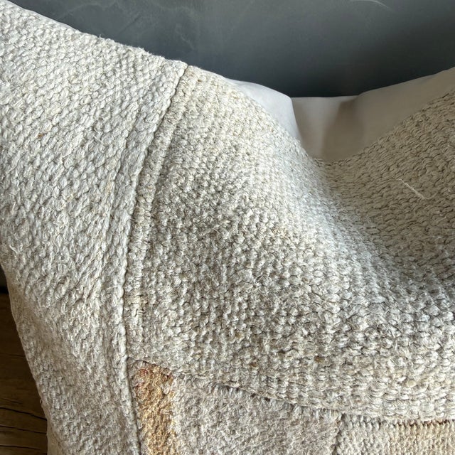 Mid-Century Modern Vintage Turkish Hemp Rug Pillow 21" X 21" With Down Insert For Sale - Image 3 of 9