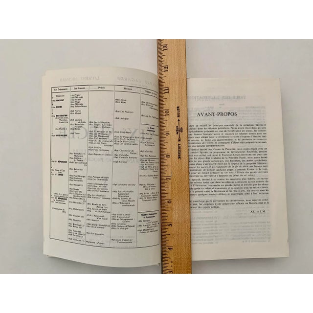 1960s 1969 Edition of a Collection of French Literary Authors - in French For Sale - Image 5 of 11