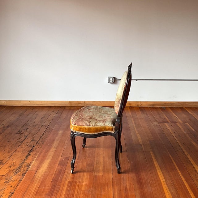 Victorian 19th Century Louis XV Style Side Chair With Tapestry Upholstery For Sale - Image 3 of 10