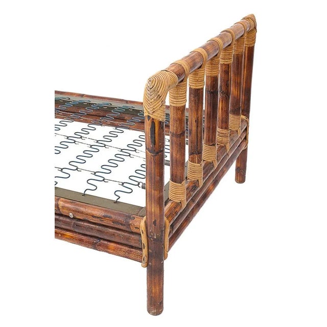 Divan, daybed in bamboo. Metal box spring. Log diameter: 5 cm Solid and stable. Circa 1960