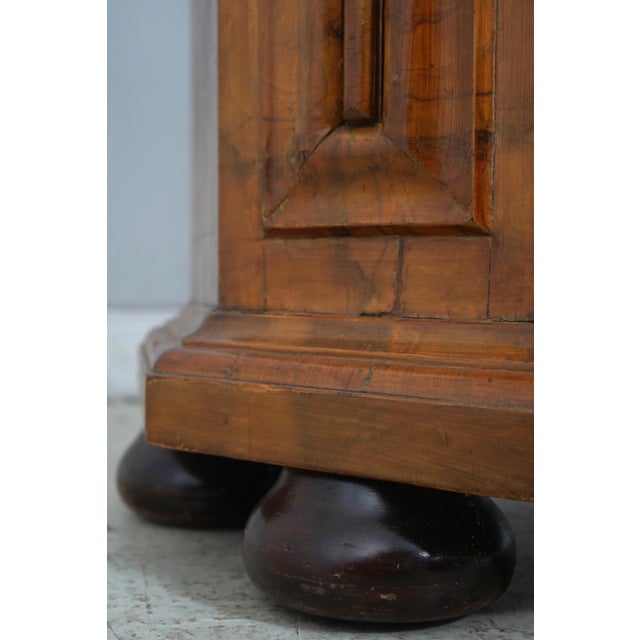 Antique Italian 18th Century Burl Wood 2 Door 2 Drawer Credenza Cabinet For Sale - Image 13 of 18