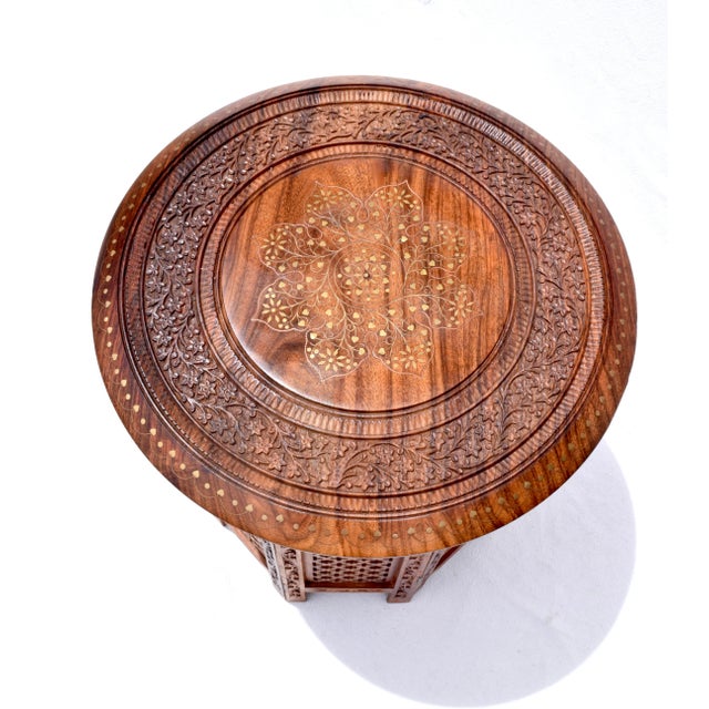 Anglo-Indian Hand-Carved Teak Stands, Pair With Brass Inlays, 1950s For Sale - Image 4 of 6