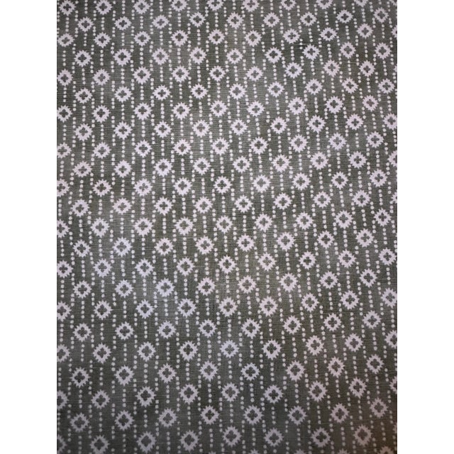 Traditional Chelsea Textiles Raindrops in Seamist Fabric 2 1/2 Yards Screen Printed by Hand For Sale - Image 3 of 5