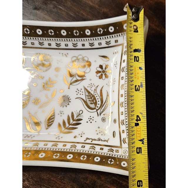 Mid 20th Century Georges Briard Signed Serveware: Original Label Attached For Sale - Image 11 of 12