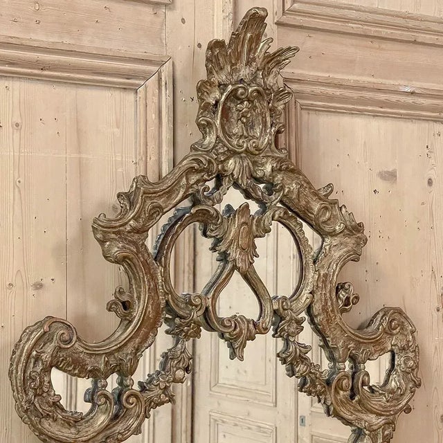 Early 20th Century Antique Italian Baroque Giltwood Wall Mirror For Sale - Image 5 of 12
