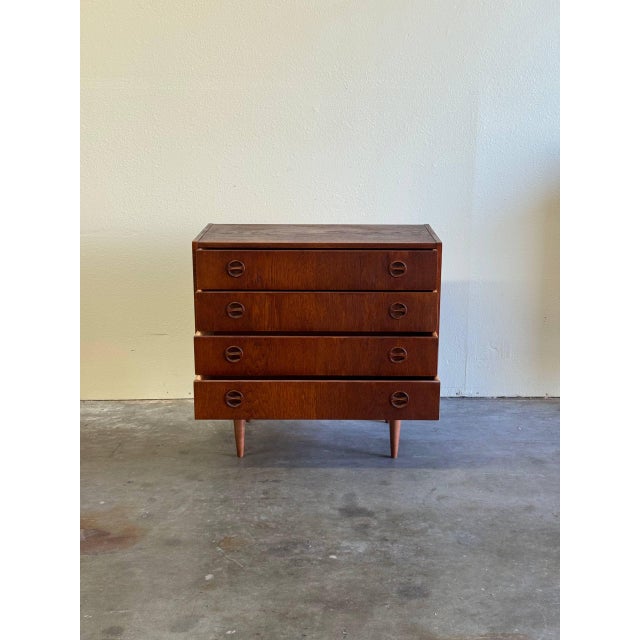 Danish Modern 4-Drawer Dresser — 1960s Mid Century Modern Chest With Sculpted Round Pulls For Sale - Image 10 of 10