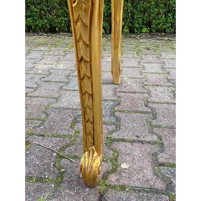 French 1980s Artisan Louis XVI Gold Beech Marble Side Table 1pc For Sale - Image 3 of 14