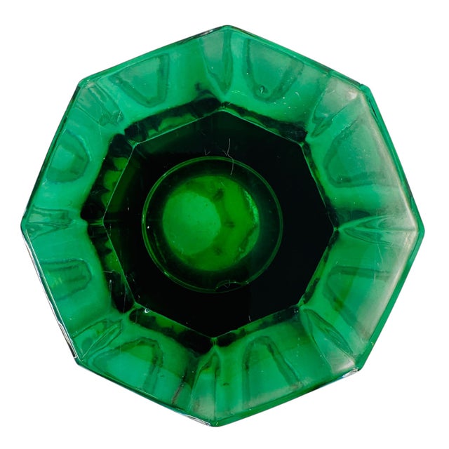Vibrant Emerald Green Octagon Vase | 1990s Italian 24% Lead Crystal | Royal Gallery Statement Decor For Sale - Image 13 of 13
