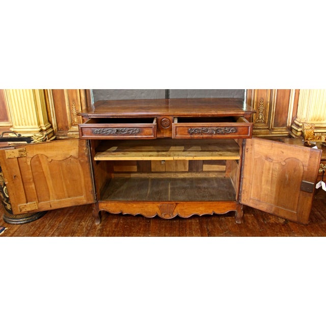 Circa 1780 Louis XVI Period Country French Buffet For Sale - Image 4 of 5